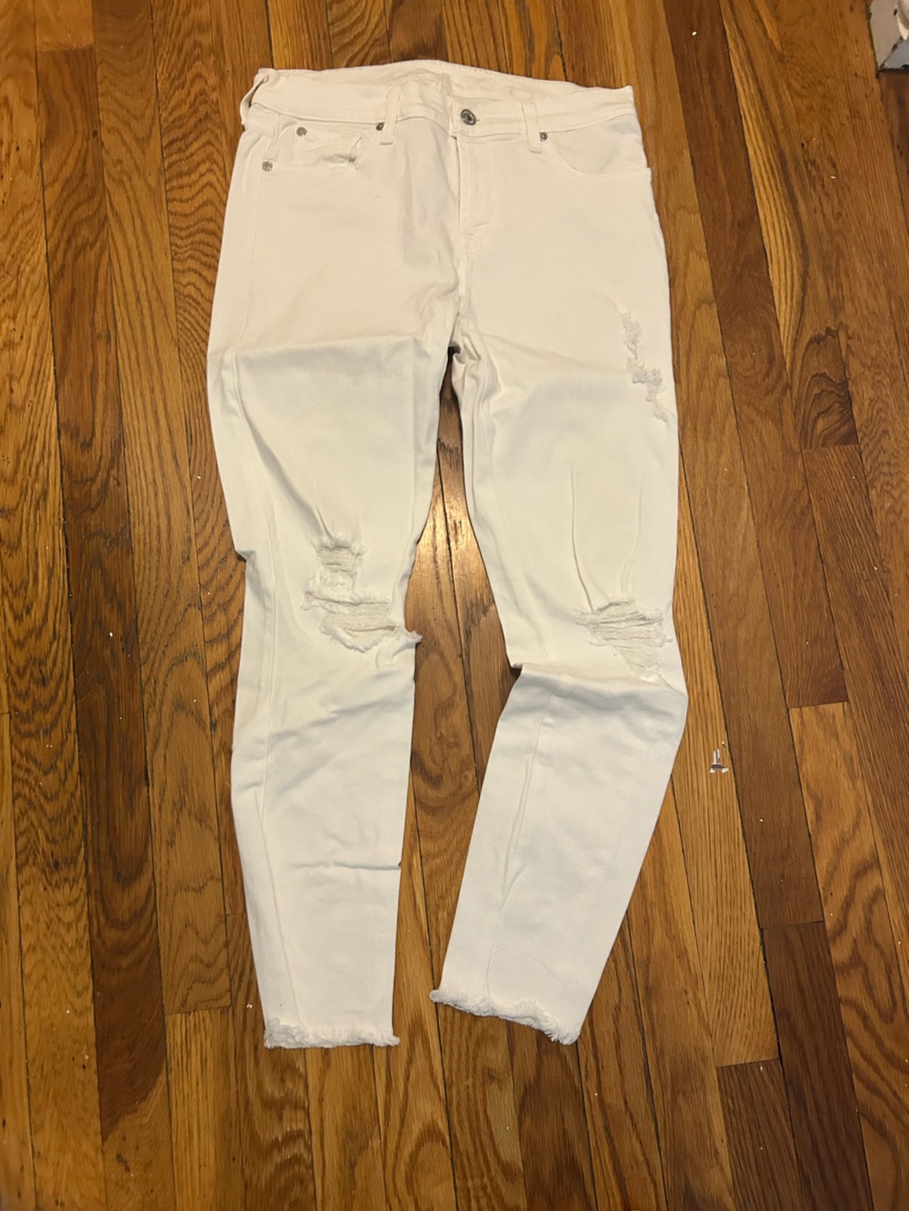 7FAM White Distressed Skinny Jeans